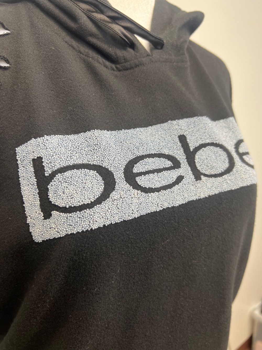 Bebe Sport Sleeveless Black Grunge Hoodie with textured Logo Large - Picture 15 of 15